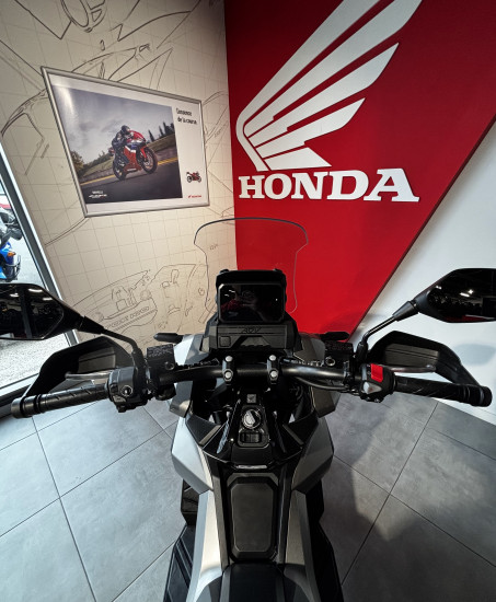 Honda Adv 350 - 113 € / Mois - ANGLET