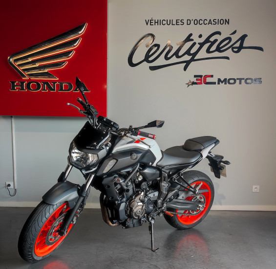 YAMAHA MT-07 A2 (93€ / Mois) - ANGLET