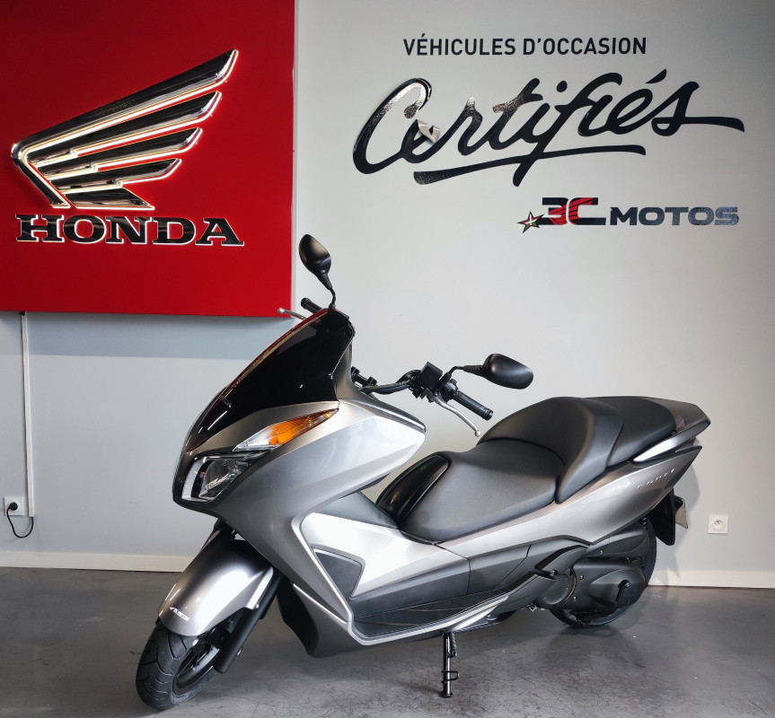 HONDA FORZA 300 3 C MOTOS  ANGLET 