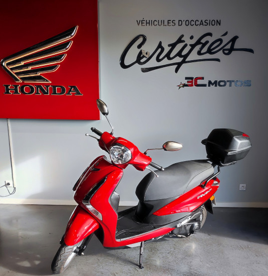 YAMAHA D'ELIGHT 125 - ANGLET