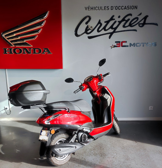 YAMAHA D'ELIGHT 125 - ANGLET