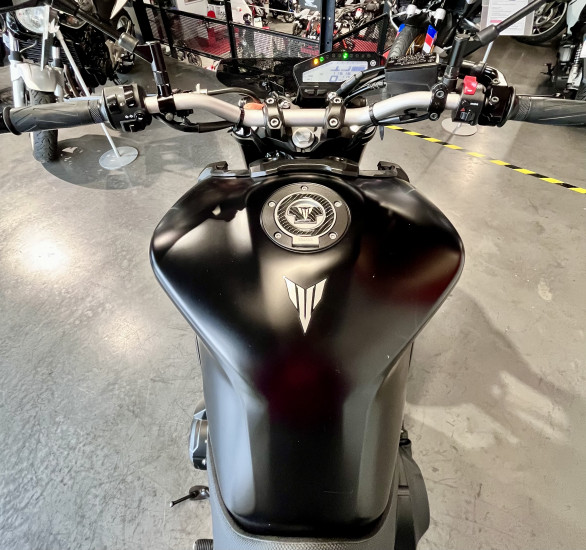 Yamaha MT 09 - 143 € / Mois - ANGLET